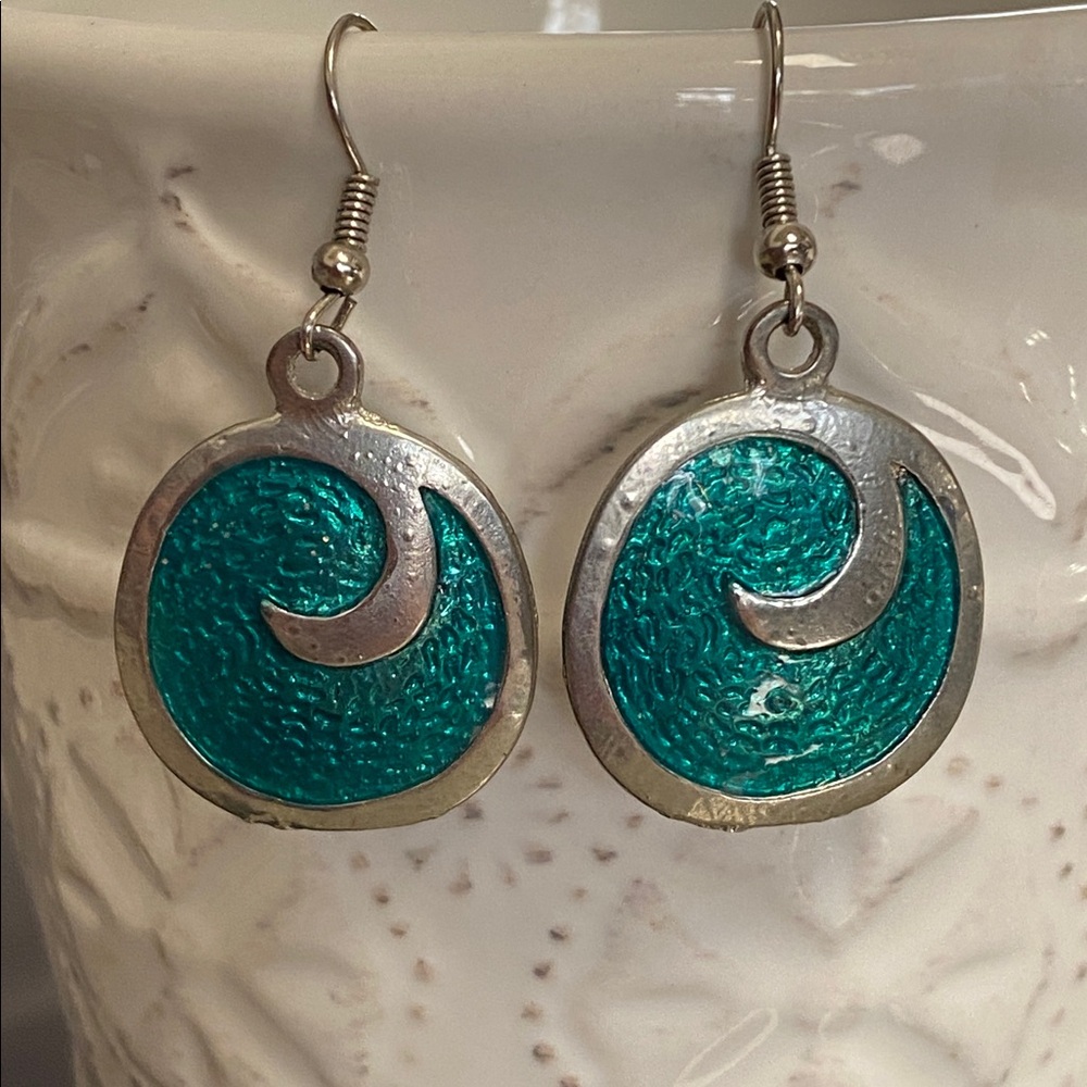 Teal Enamel Wave Swirl Dangle Earrings Silver Tone Boho Summer Beach Coastal - Picture 4 of 12